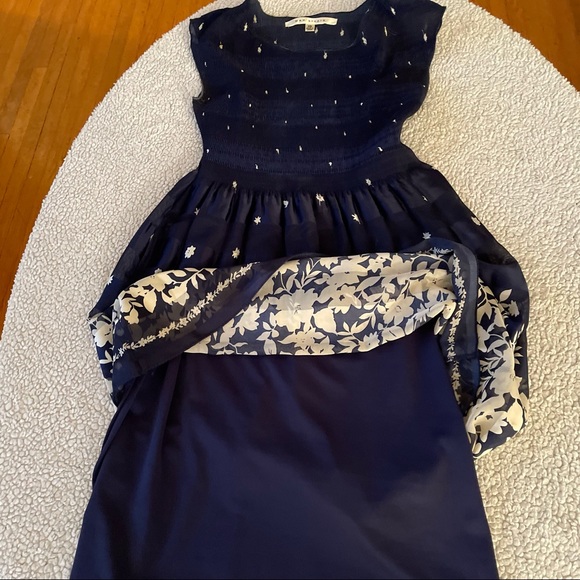 Gorgeous Max Studio Dress - Picture 5 of 6